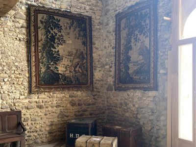 Renovated barn with views of the Pyrenees