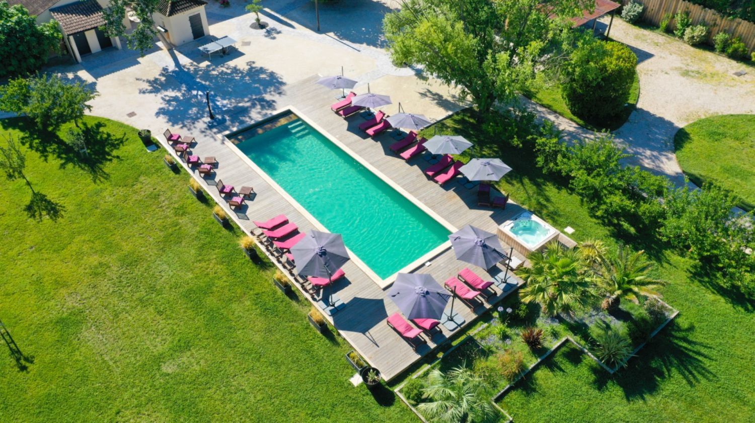 Exceptional estate 10 minutes from St Rémy de Provence