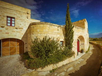 Bâtiment vernaculaire méditerranéen traditionnel.