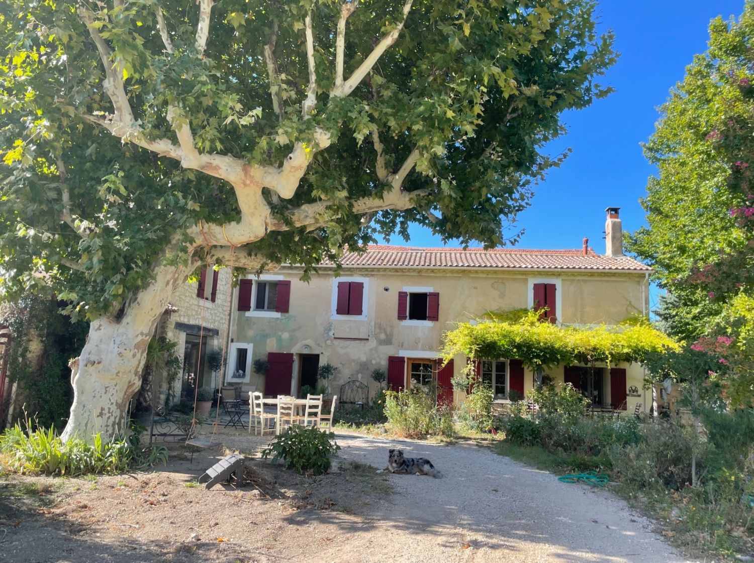 Mas en Provence avec grande salle d'accueil