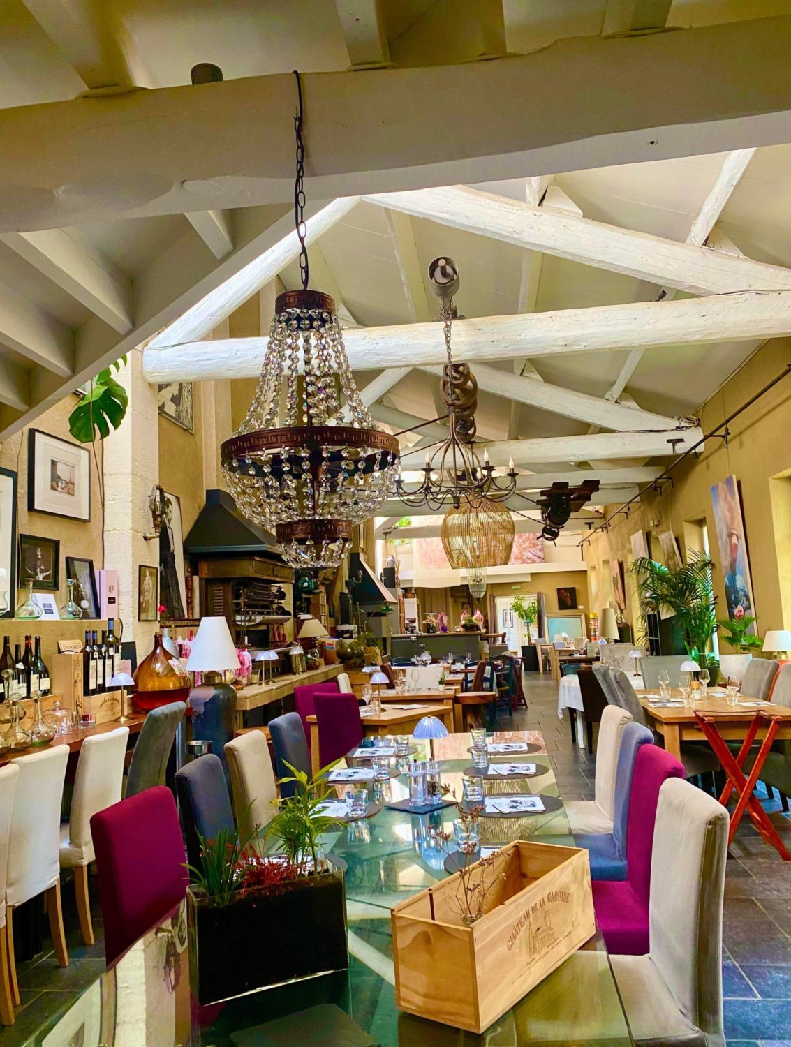 Magnificent restaurant with large private garden