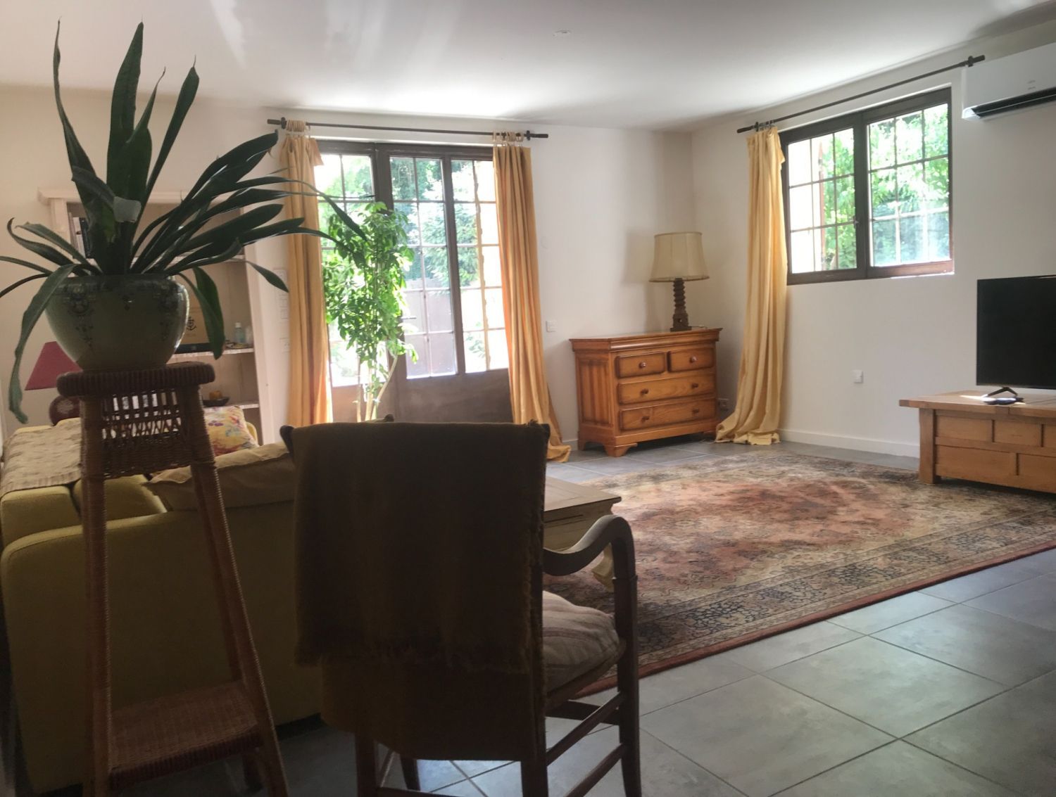 Spacious apartment on the ground floor