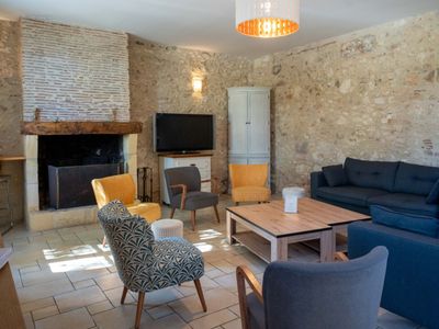 Périgourdine with swimming pool and jacuzzi