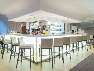 Bar restaurant Le Pier with contemporary atmosphere