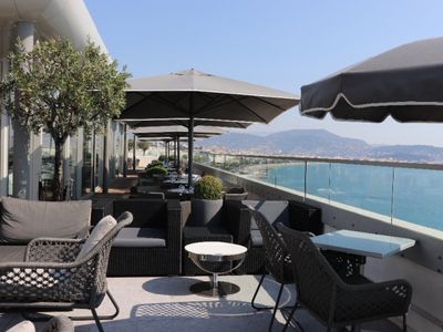 Panoramic Rooftop Terrace