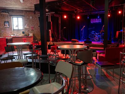 Salle de concert avec terrasse 