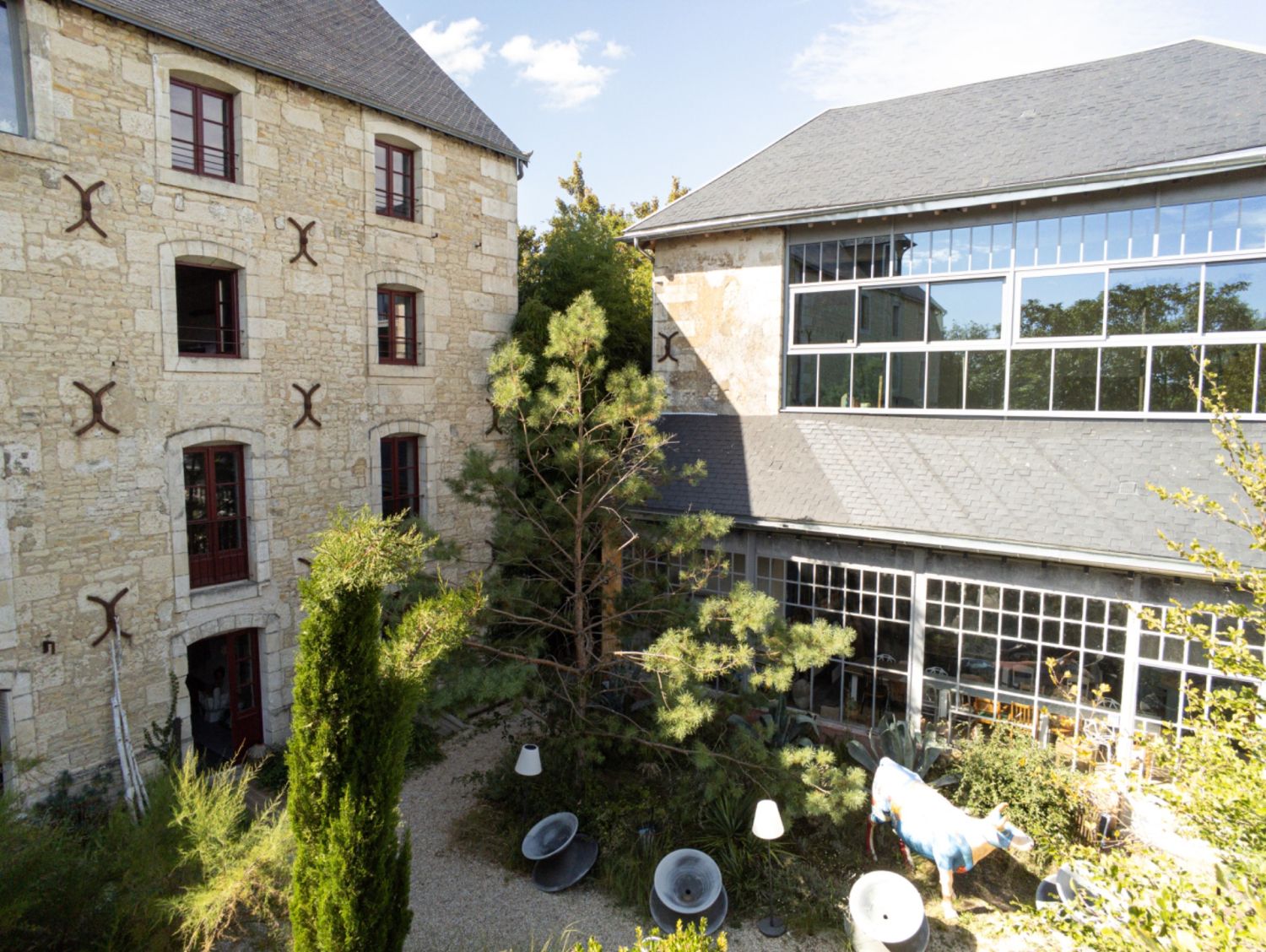 Atypical guest and seminar house 20 minutes from La Rochelle