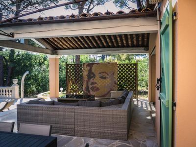 Provençal villa with swimming pool and refined decoration