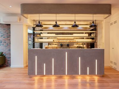 Atypical and bright loft in the heart of Paris