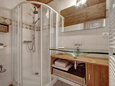 Fully equipped Savoyard chalet in the heart of the village