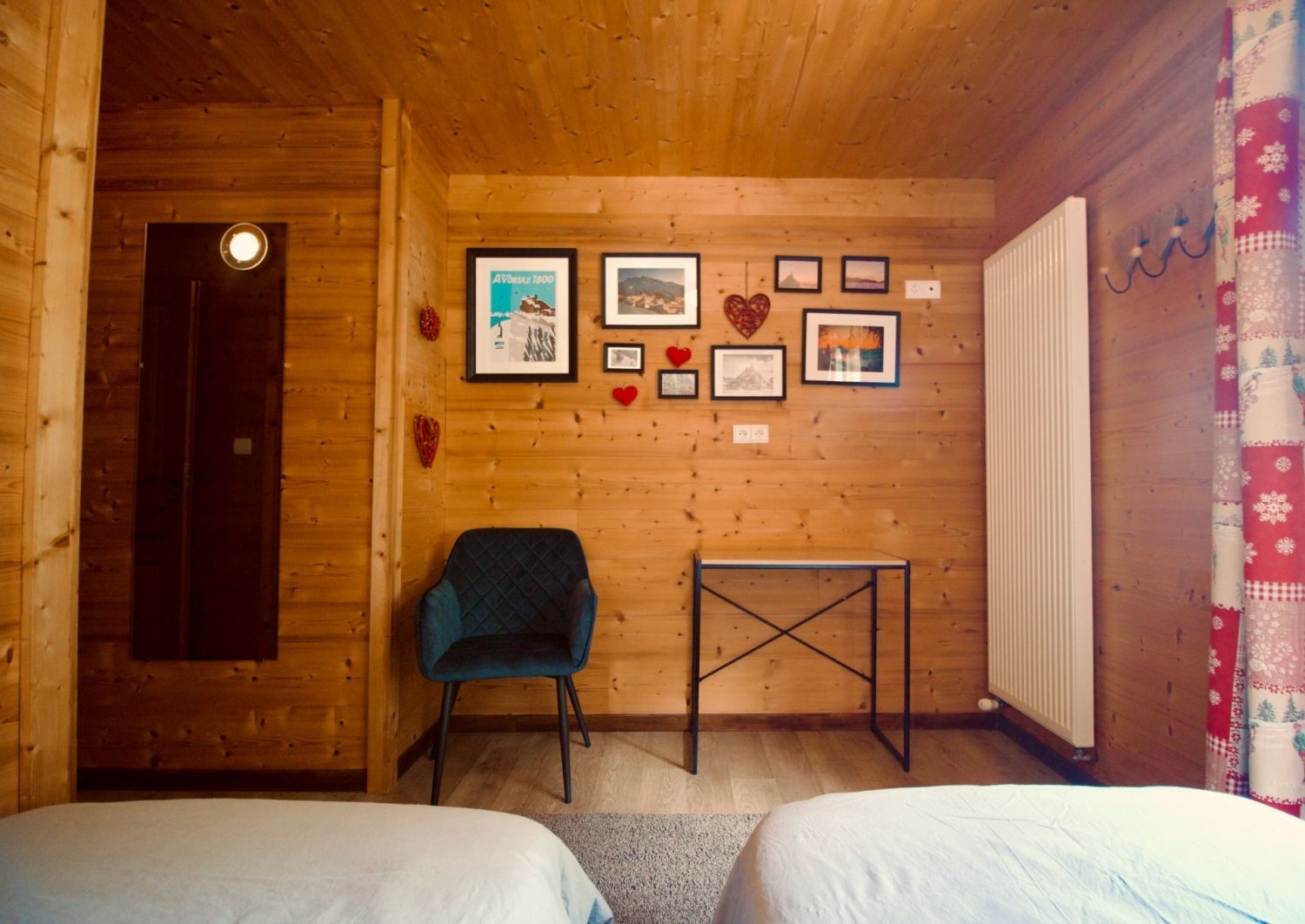 Fully equipped Savoyard chalet in the heart of the village