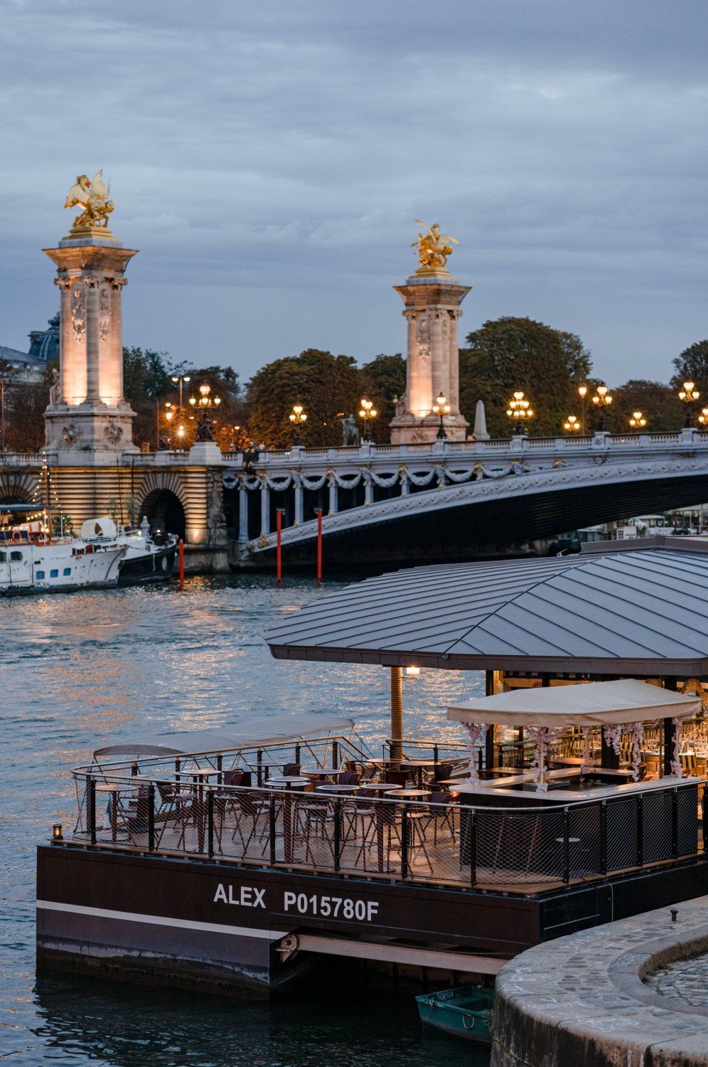 Mediterranean Floating Restaurant in Paris - Unique Event Venue