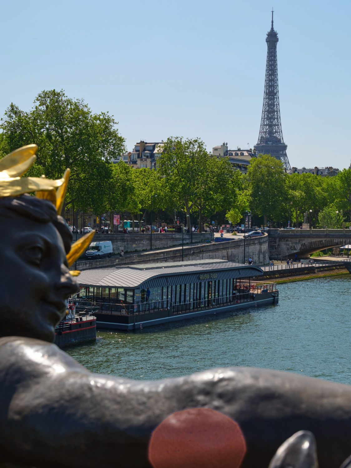 Mediterranean Floating Restaurant in Paris - Unique Event Venue