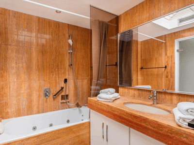 Appartement à Cannes avec terrasse – Près de l’hôtel Carlton