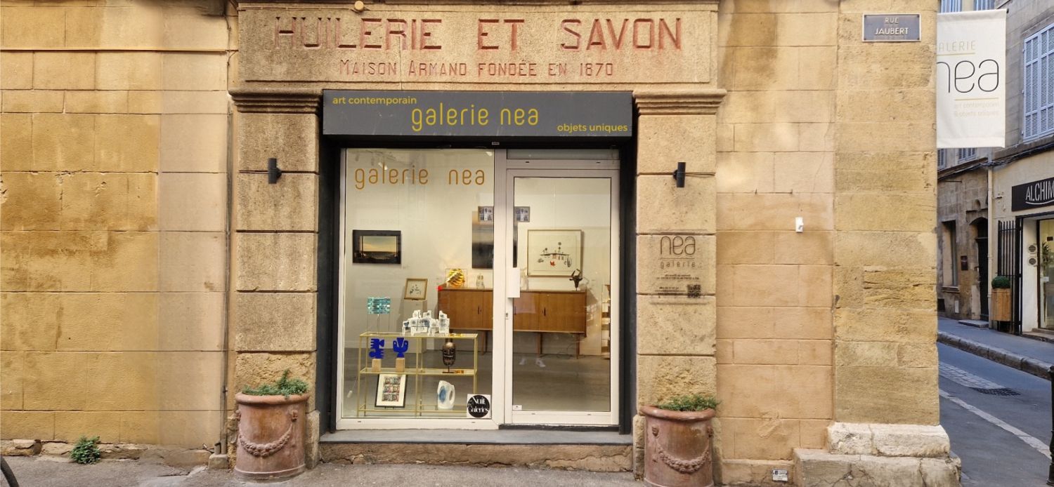 AIX EN PROVENCE ART GALLERY HISTORICAL HEART
