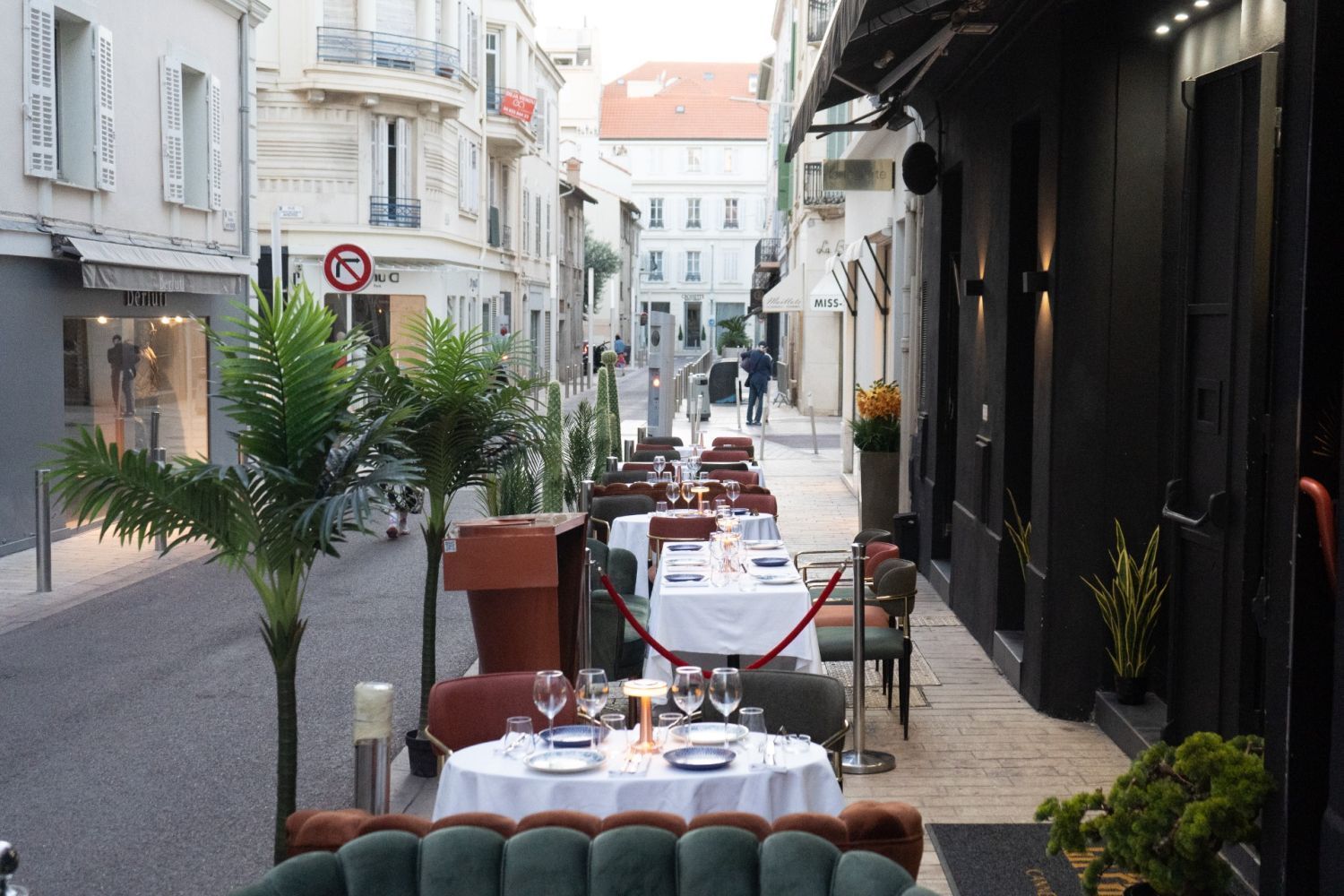 Restaurant Club in Cannes