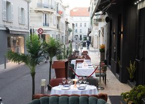 Restaurant Club in Cannes