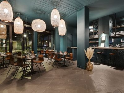 Bar available for private hire in the heart of Montmartre