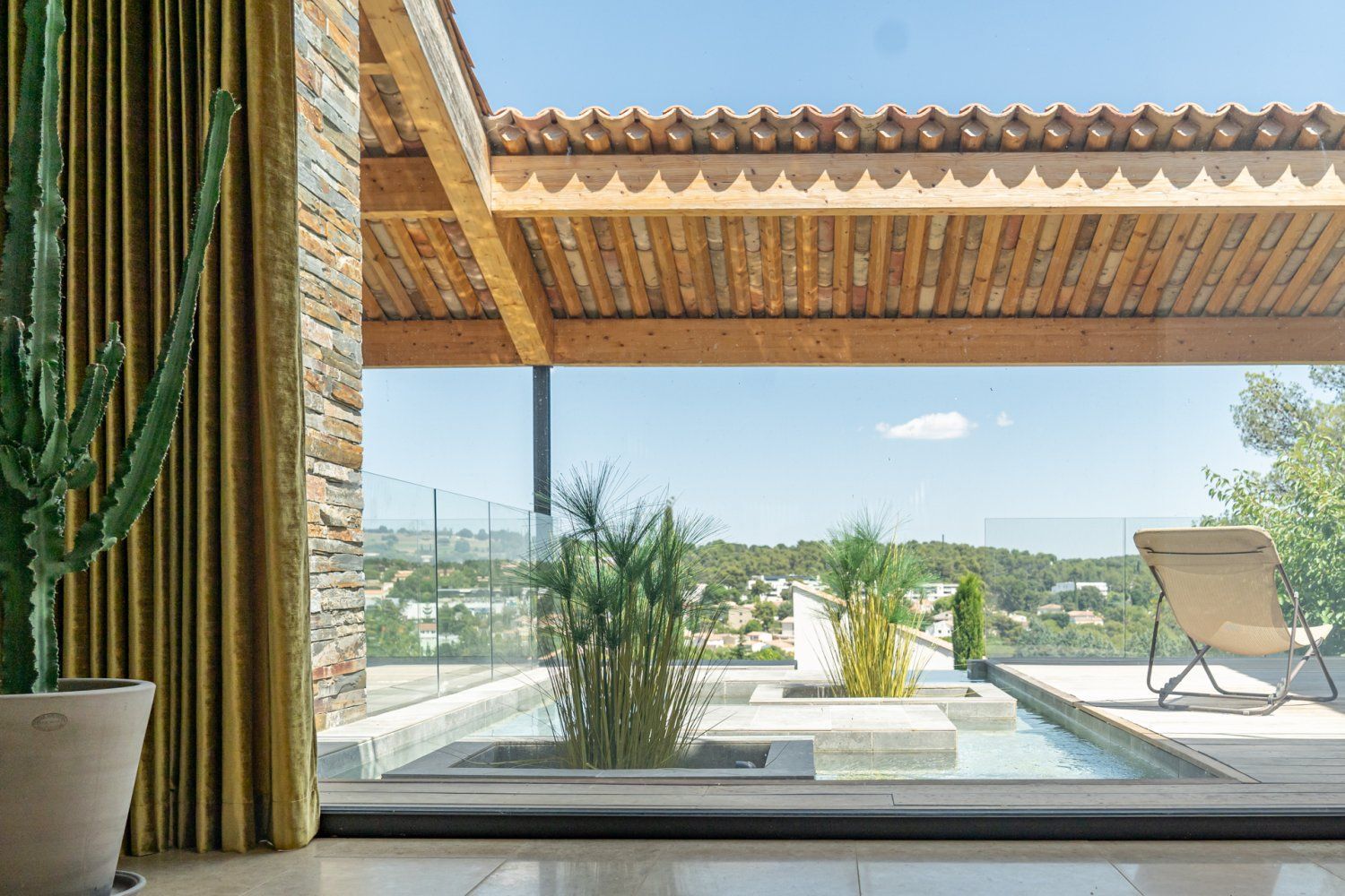 Contemporary villa by famous architect Maurice Sauzet