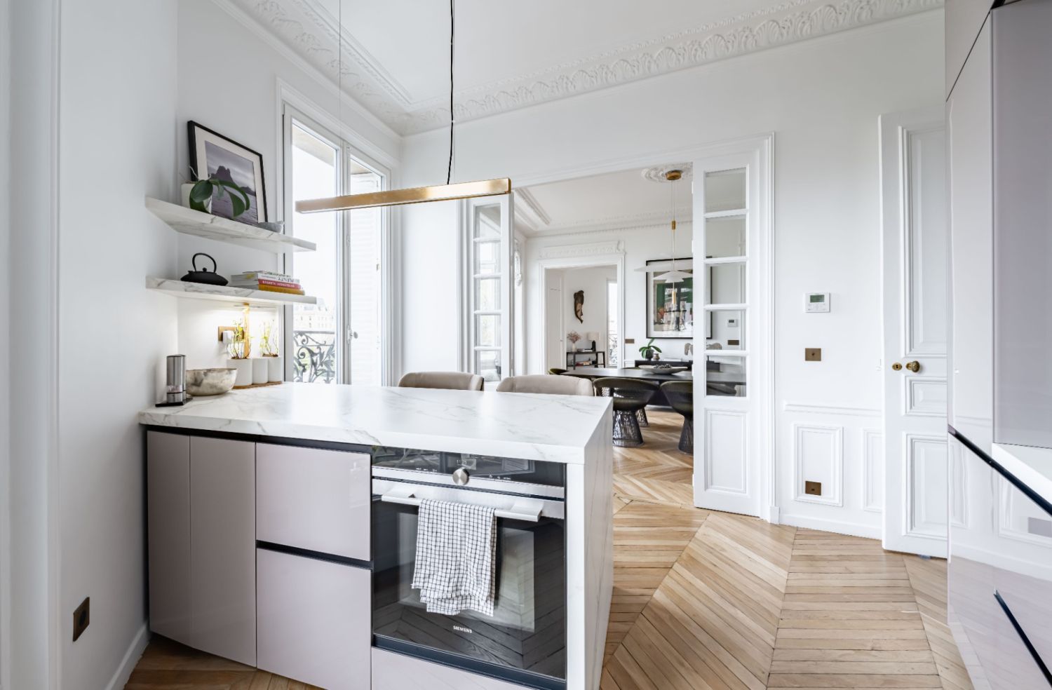 Luxury Paris Apartment with Notre-Dame Views - Event Venue