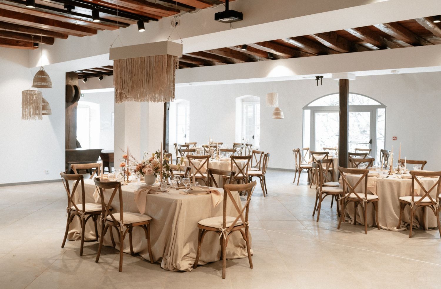 Corporate Events & Team Retreats in Annecy with Lake & Mountain Views