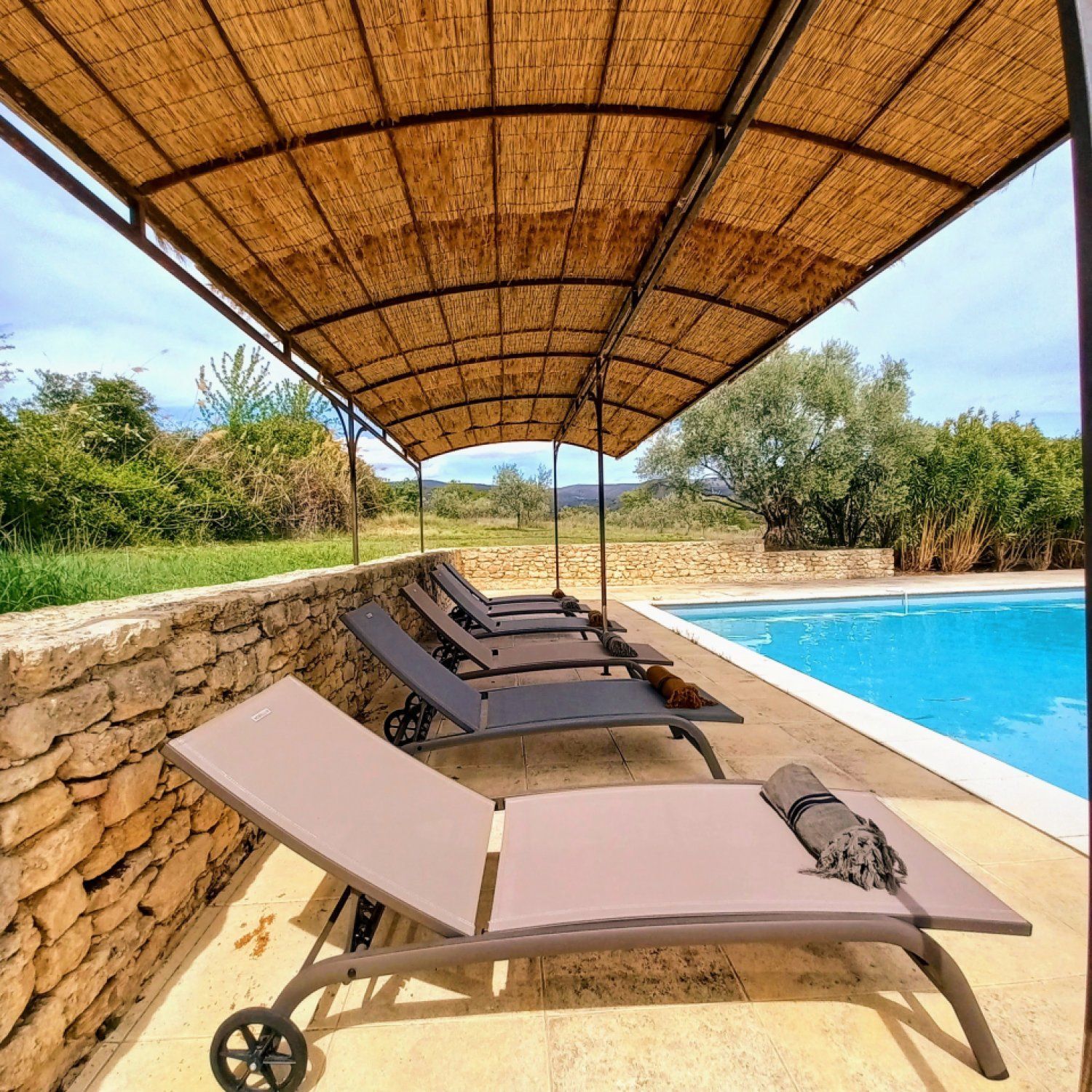 Luxurious Bastide with heated swimming pool, Luberon, Weddings, family and professional events