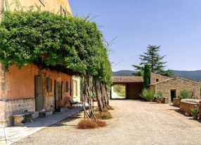 Luxury Provençal Bastide for Weddings & Events in Luberon