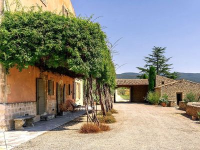 Luxury Provençal Bastide for Weddings & Events in Luberon