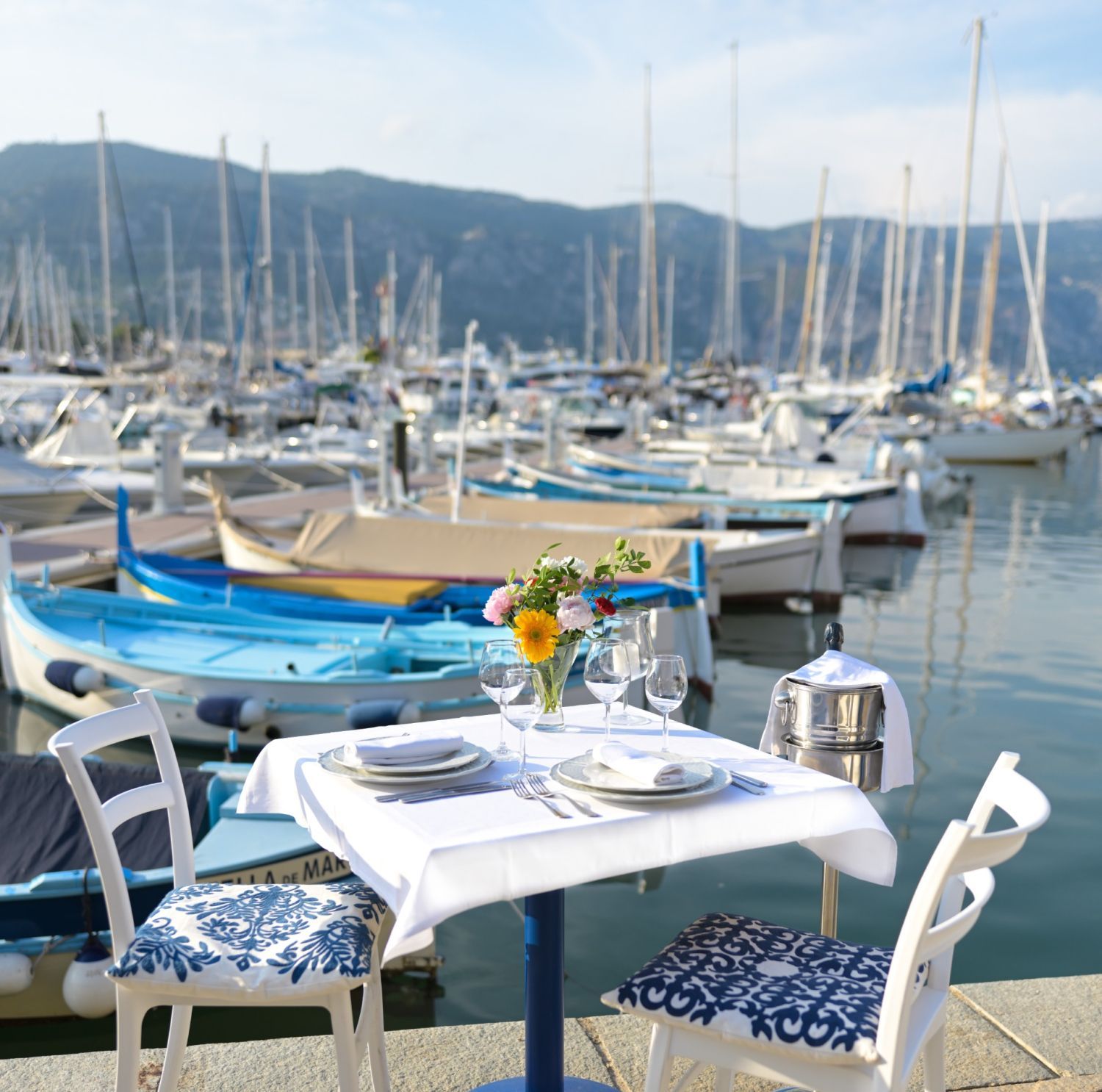 Restaurant italien niché sur le vieux port de Saint Jean Cap Ferrat