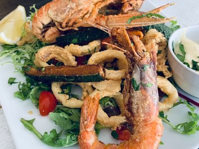 Italian restaurant nestled on the old port of Saint Jean Cap Ferrat