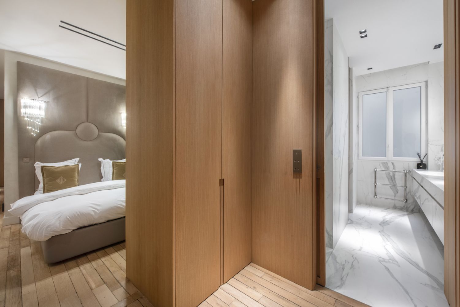 Haussmann-Style Apartment for Events in Paris | Natural Light & High Ceilings