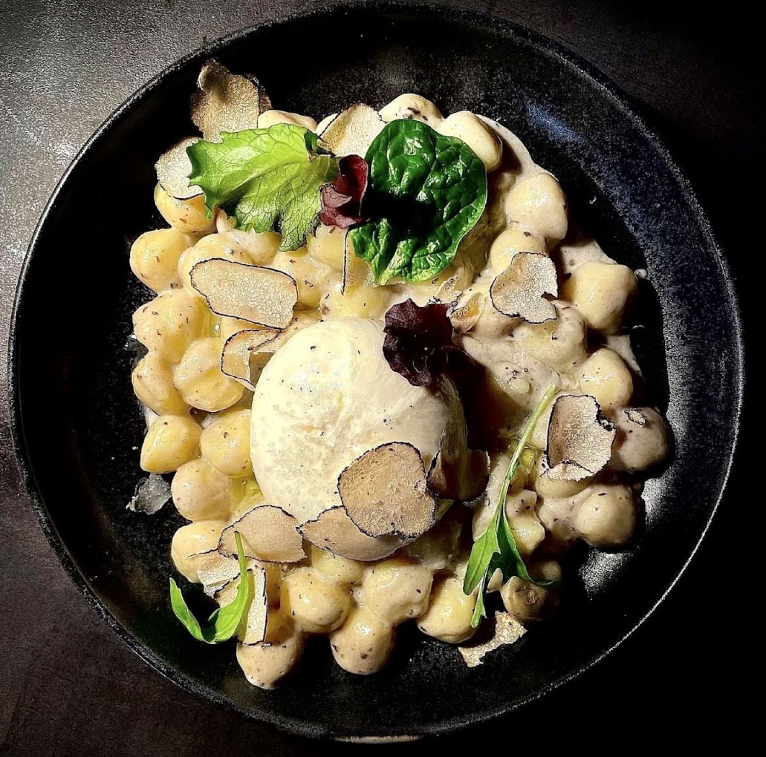 Restaurant with elegant ambiance and refined cuisine
