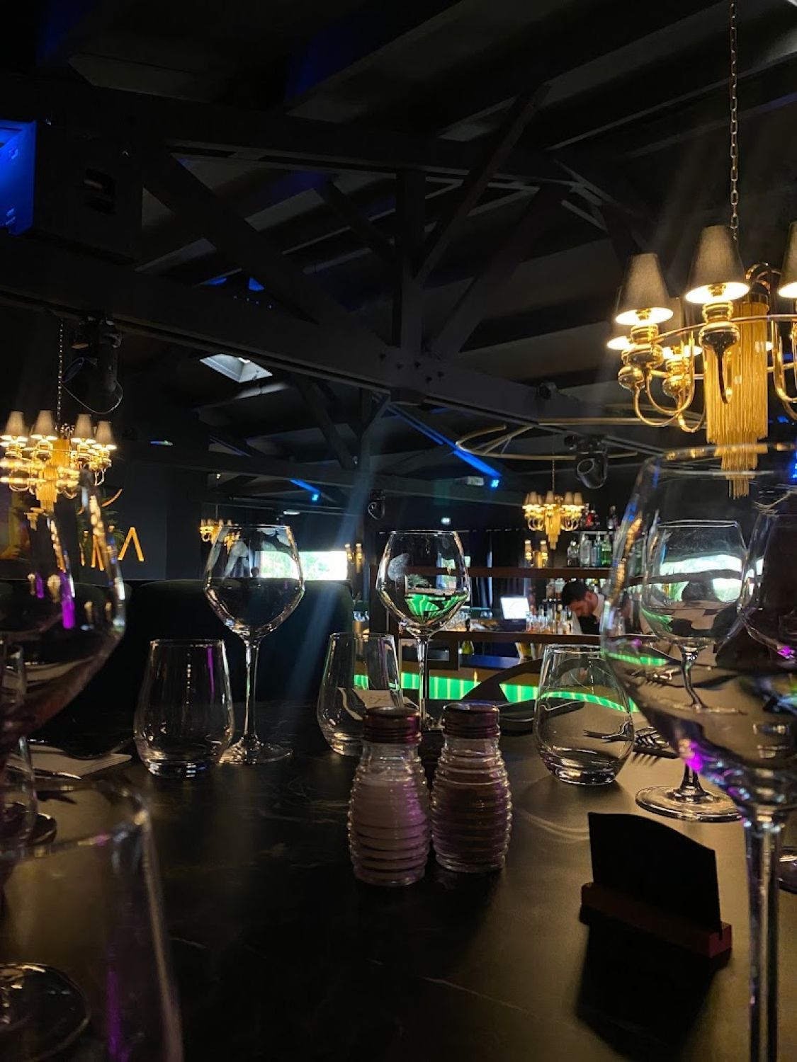 Restaurant with elegant ambiance and refined cuisine