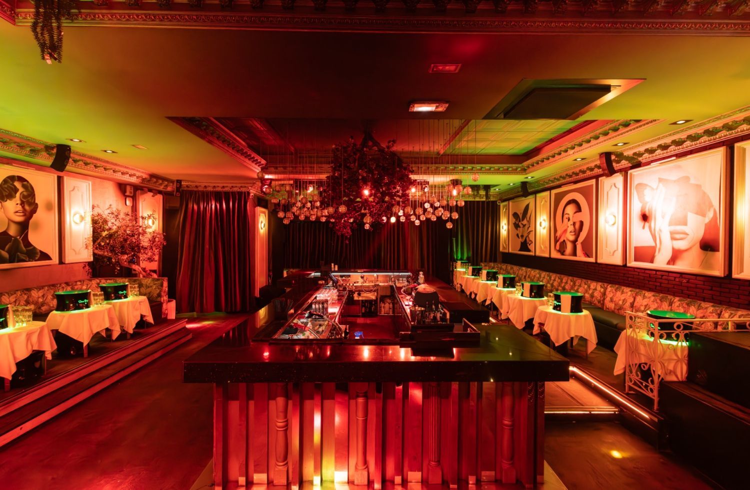 Event Venue Cannes – 300 Guests Facing Palais
