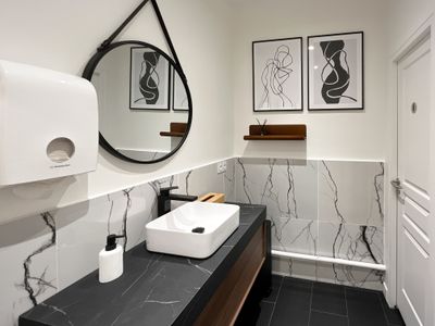 Haussmannian architect-designed apartment of 150m² in the heart of the Montorgueuil / Sentier distri