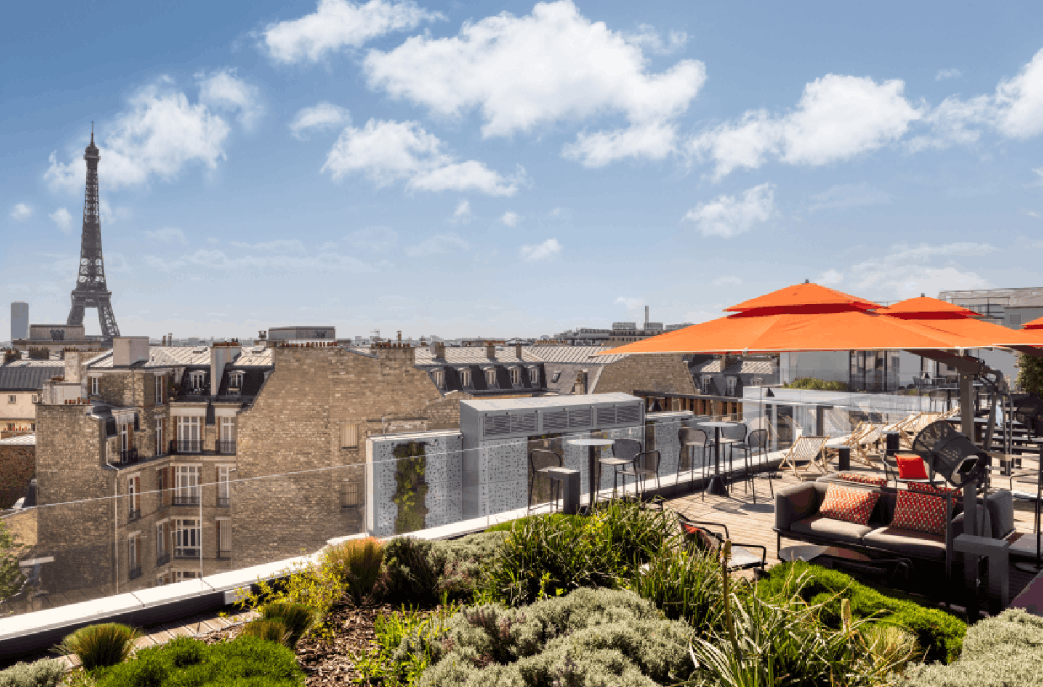 View of the Eiffel Tower - Canopy By Hilton