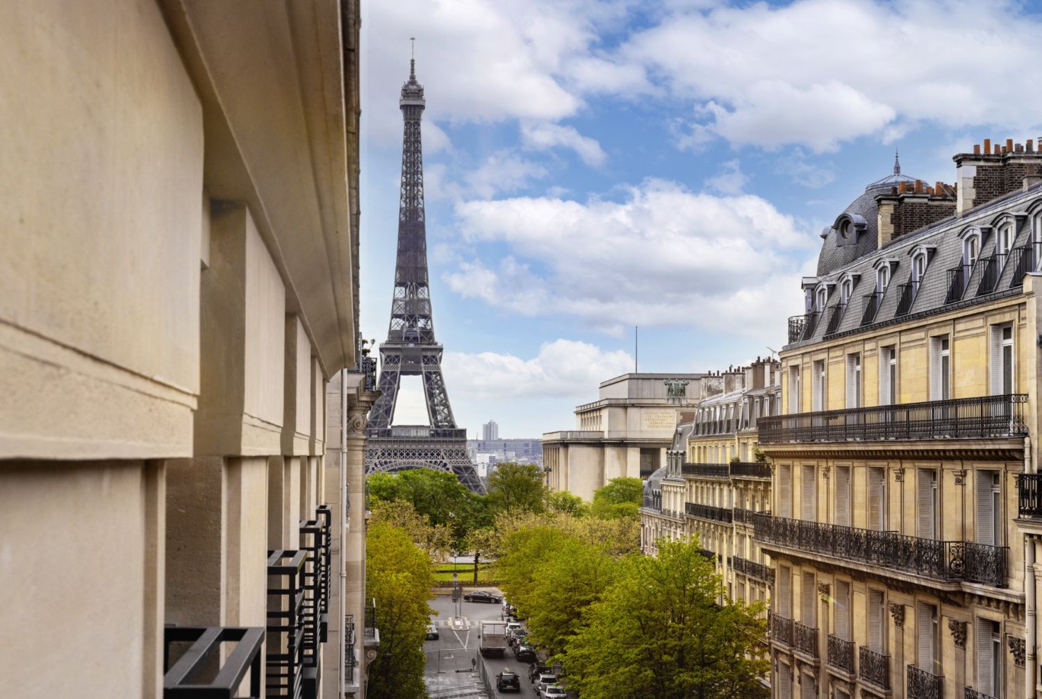 Votre événement dans un hôtel de luxe 4 étoiles à Paris avec vue sur la Tour Eiffel