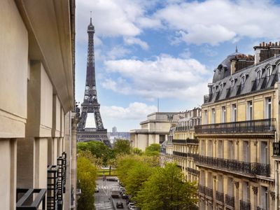 Your event in a Luxury 4-Star Lifestyle Hotel in Paris with Eiffel Tower Views