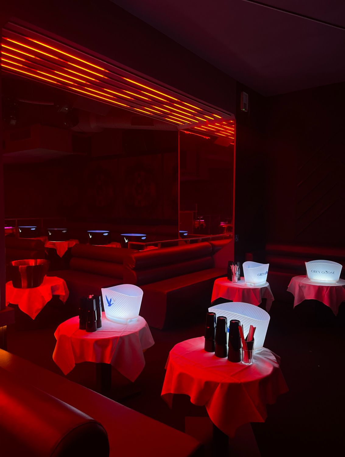 Club Cannes – 200 Guests, Carré d'Or, Open Until 5AM