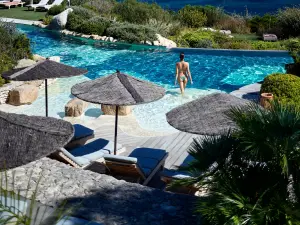 4* Hotel & Event Venue in Southern Corsica with Private Beach Access