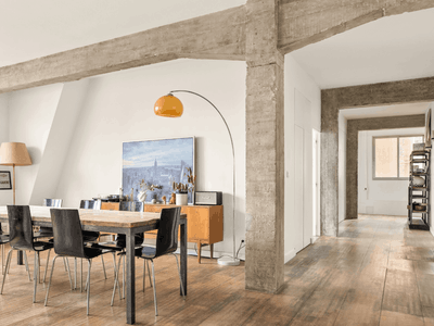 Large crossing loft, calm and sunny