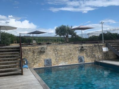 Bastide in the middle of the vineyards