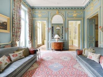 Exclusive Private Hotel in Paris for High-End Events & Culinary Experiences