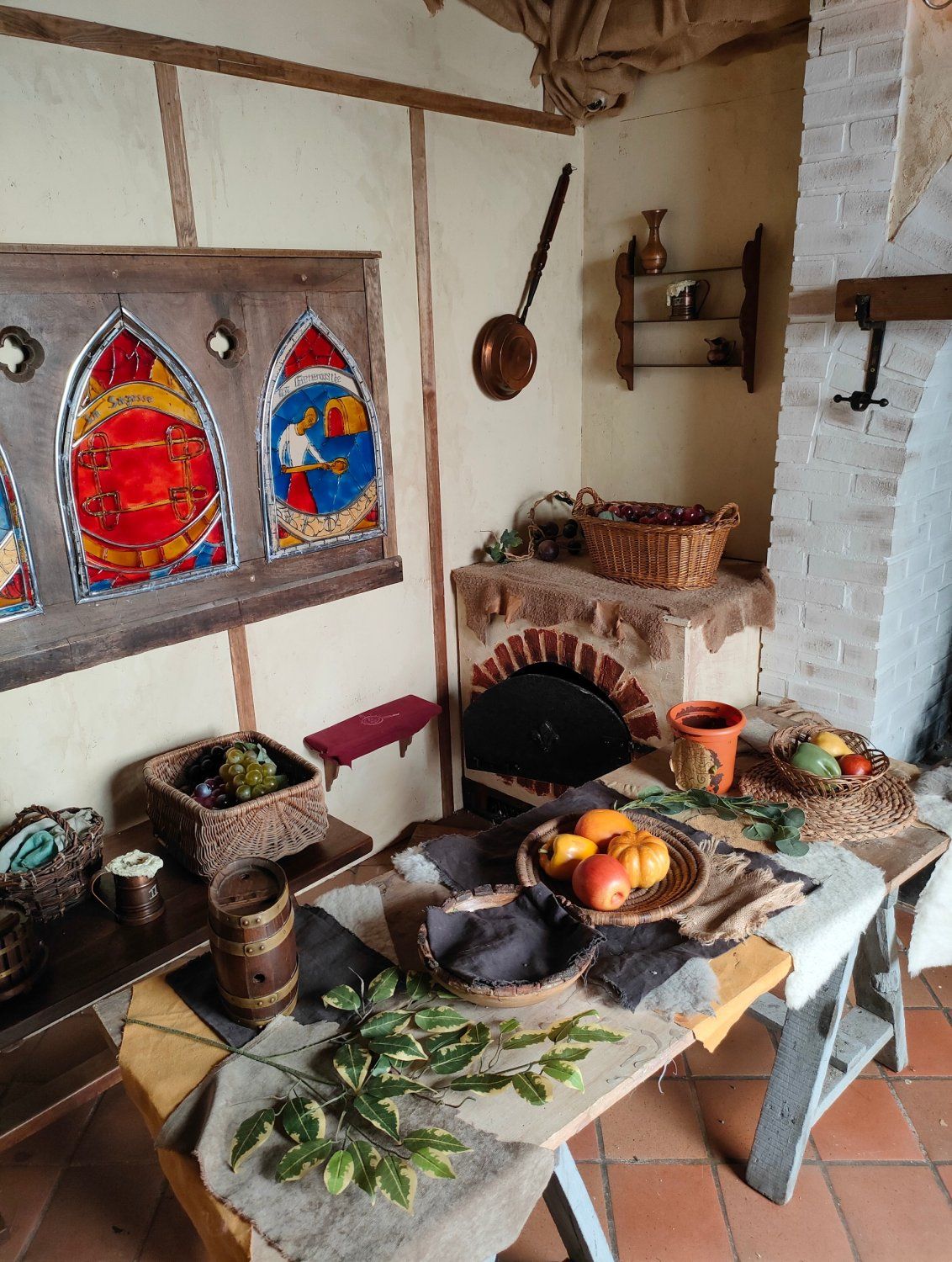 Immersive medieval tavern (70m2 on two levels)