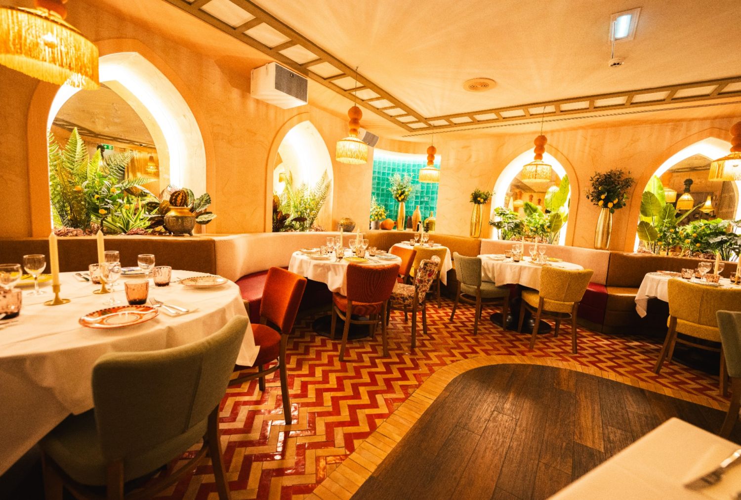 Private Lebanese Restaurant in Paris | Spacious Venue for Events