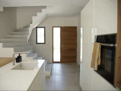 Modern villa with swimming pool 