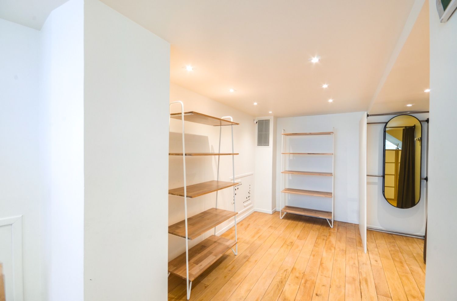 Magasin Créatif Moderne pour Pop-Ups & Séances Photo à Paris