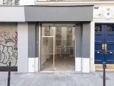 Boutique Pop-Up & Exhibition Space in Paris | Natural Light