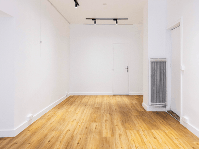 Boutique Pop-Up & Exhibition Space in Paris | Natural Light