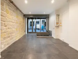 Chic Boutique Venue for Pop-Ups & Exhibitions in Le Marais, Paris